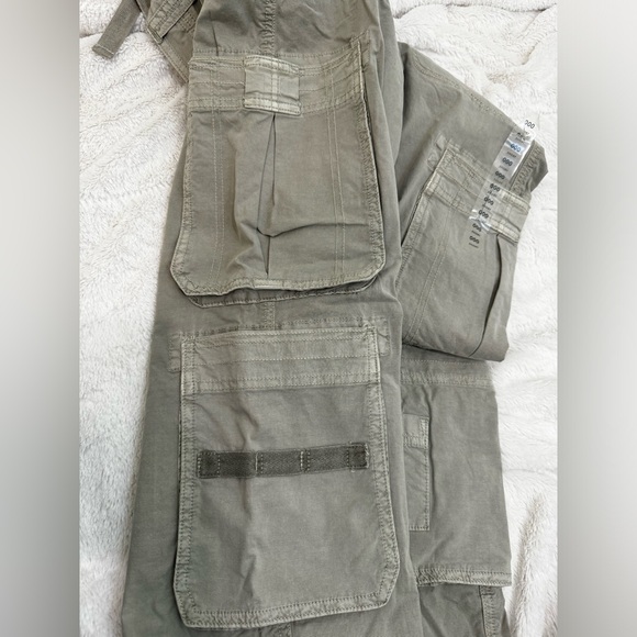 American Eagle High Rise Wide Leg Jogger Cargos Pants Size 000S - Picture 9 of 10